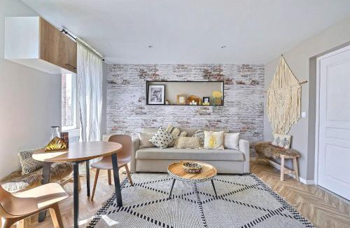 Mulhouse Apartment | # Ethnic Suite # Parking Gratuit # calme # Cosy