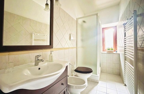 Caprarola Apartment | Etrusco Apartment, Centrale, Comodo, Spazioso