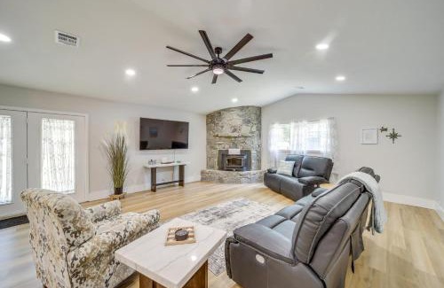 Eufaula House | Eufaula Home - Walk to Lake Beach!