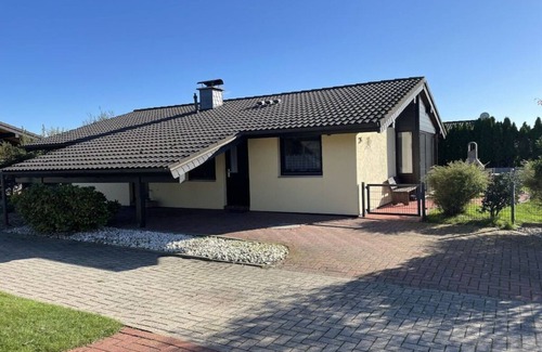 Butjadingen House | Eul Holiday Home J 4 Comfortable holiday residence