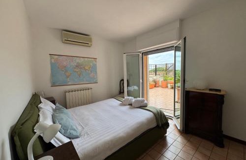 EUR Apartment | Eur - Colosseo Dolce Vita Rooftop WiFI-AC-BBQ