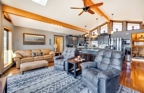 Sylvan Shores House | Eureka Springs Vacation Rental Near Beaver Lake!
