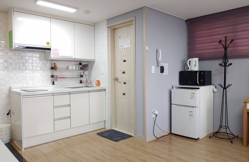 Hallim Condo | Eutteum Won Pension