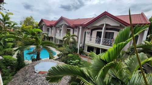 Malabanias Apartment | EV2 Townhouse Hotel