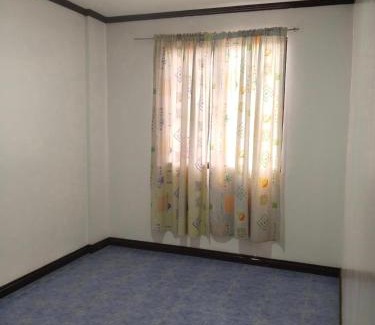 Malabanias Apartment | EV2 Townhouse Hotel