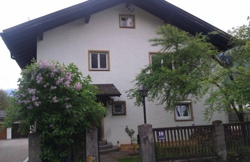 Bad Reichenhall Apartment | Eva's cozy vacation apartment with a view of the mountains, 60sqm, 1 bedroom, balcony