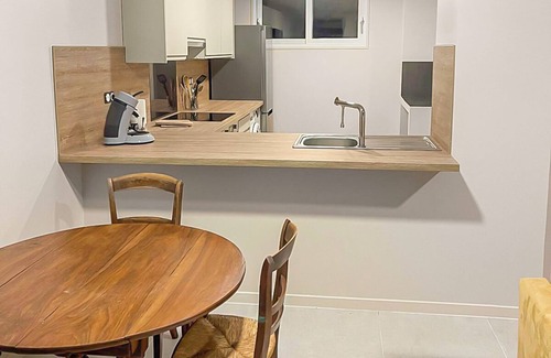 Bretigny-sur-Orge House | Evasion d'Affaire, très Chic! Near Paris, Parking