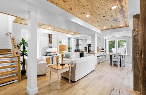 Gulfview Heights House | Eventide - Gulf View, Heated Private Pool, Walk to the Beach + Dining!