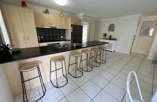 Sandstone Point House | Events @Sandstone Point! Sleeps 10! Bribie Beaches