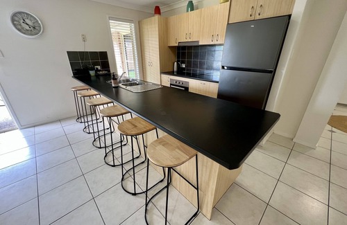 Sandstone Point House | Events @Sandstone Point! Sleeps 10! Bribie Beaches
