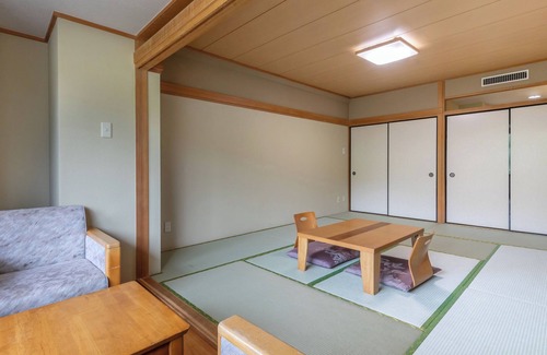 Fujiyoshida Hotel | Evergreen-Fuji