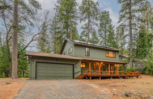Arnold House | Evergreen Lodge