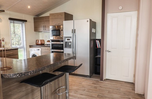 Cayton Bay Cottage | EVERGREEN PINES, pet friendly, country holiday cottage in Scarborough