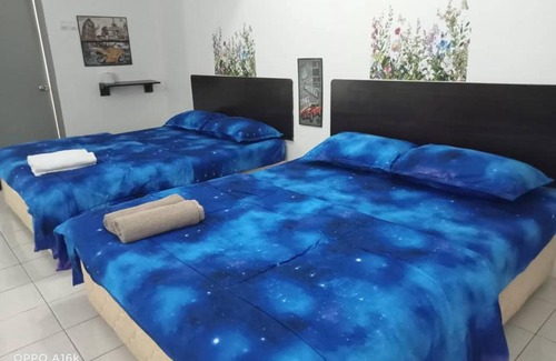 Pangkor Island House | Everyone Knows EOK Homestay Studio Deluxe in Lot 10 Pangkor