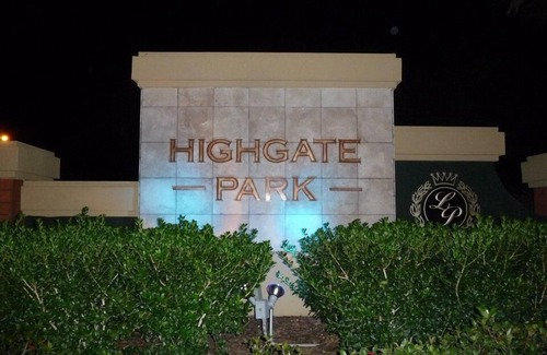 Highgate Park House | Everything Needed For A Great Holiday. Luxury/Gated 4 Bedroom,3 Bath,Near Disney