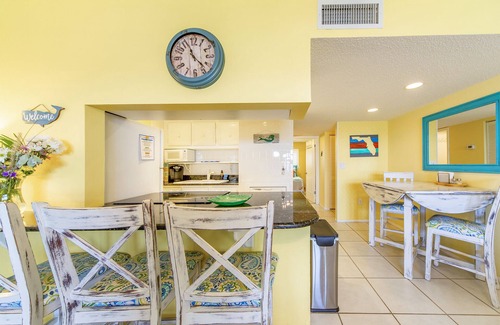 Sunset Beach Condo | Everything's "Just Beachy" - 2/2 directly on the beach!