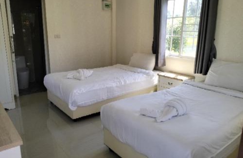 Kaeng Khoi Resort | Evie Mae Resort