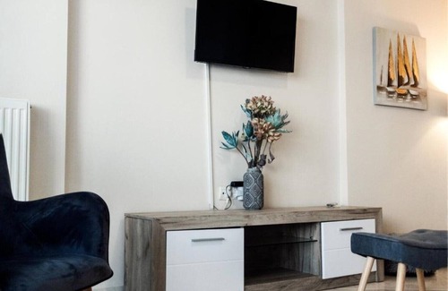 Khalkis Apartment | Evzoi One-Bedroom Apartment B2