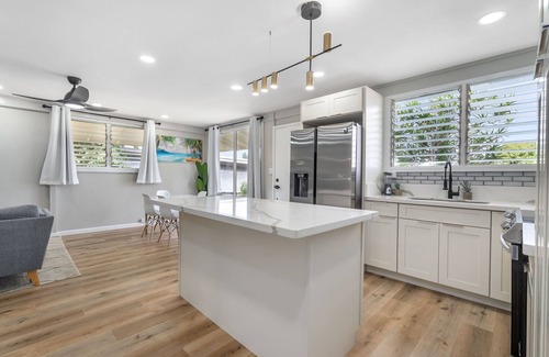 Ewa House | Ewa Beachside 3BR - Upto 6, WiFi, AC + Golf & Shop