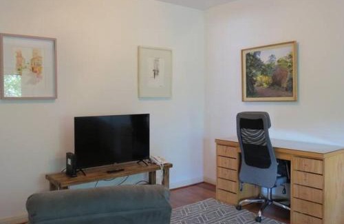 Colegiales Apartment | Excelente semipiso todo externo frente a plaza