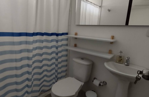 Comuna 3 Apartment | Excelente ubicación, confortable, amplio a 5 minutos de la Bahía.