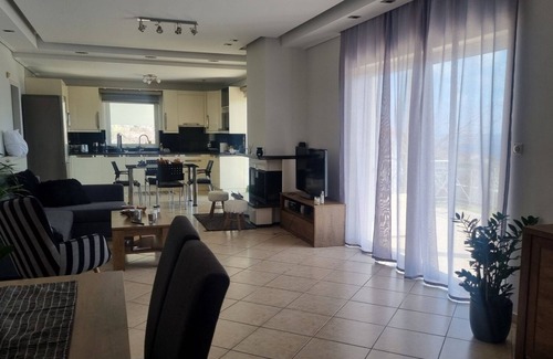 Agia Marina Mikrolimanou Villa | Excellent view.Three minutes from the sea.Blue and crystal Aegean waters.