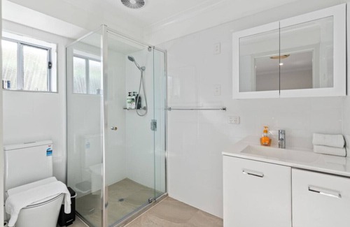 Kuraby House | Excellent deal! Tidy and Cozy 1BR home @Kuraby