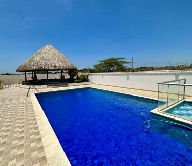 Riohacha Apartment | Excepcional apartamento a pasos del mar con piscina