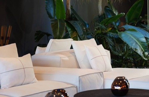 Anse du Gouverneur Villa | Exceptional 6 BDRM Modern Villa w 2 Pools