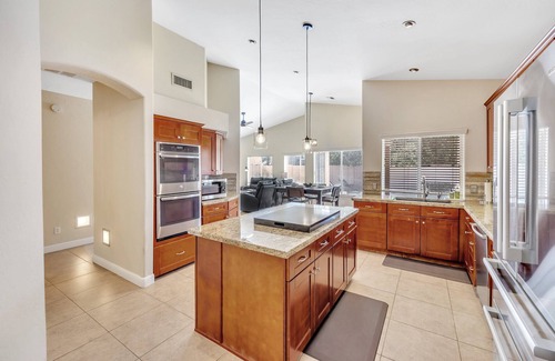 Harbor Point House | Exceptional Islands Heated Pool/Spa Home! Sleeps 12. 30 Night Min.