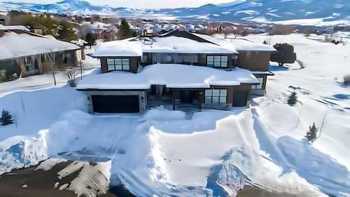 Wolf Creek House | Exceptional luxury 9 bdr 11 bath