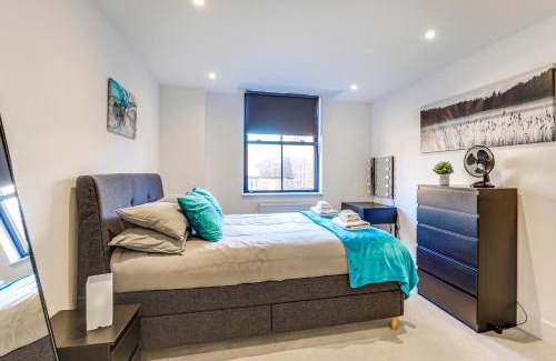 Canterbury Apartment | Exceptionally Spacious Central Canterbury Home