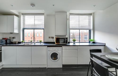 Canterbury Apartment | Exceptionally Spacious Central Canterbury Home