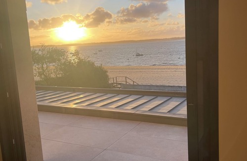 Arcachon Villa | Exceptionnelle Villa en Front de Mer, Accès Privé Plage, Piscine