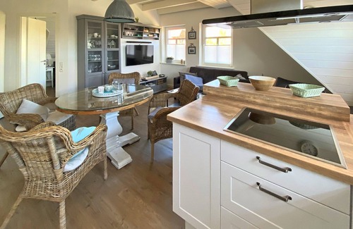 Langeoog Apartment | Exclusive apartment with large roof terrace near the beach with sauna