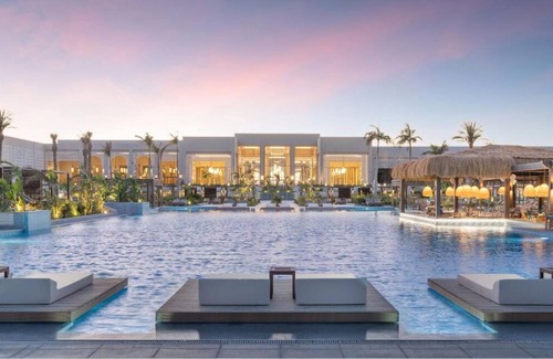 Soma Bay Hotel | Exclusive Beach Stay | Pools, Paddle Tennis, Spa, Snorkeling & More to Enjoy