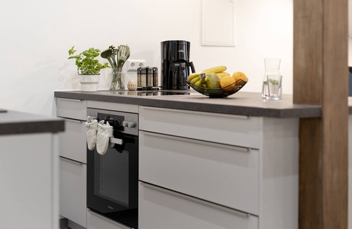 Wollmatingen Apartment | Exclusive (DG) new-build vacation apartment with distant views