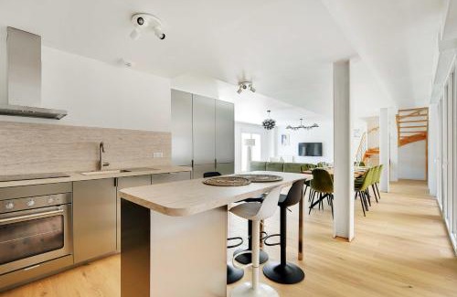 Le Bois Porte de Nogent Apartment | Exclusive Duplex -5BD-10P- Nogent-sur-Marne