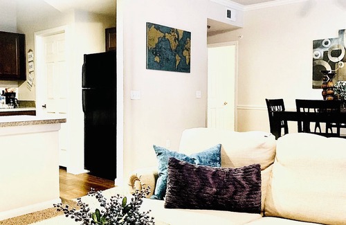 Central Oklahoma City Apartment | Exclusive fully furnished, 24 hours security access & complimentary snack/drinks