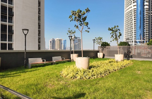 Business Bay Apartment | Exclusive Getaway 3BR City View l King size Bed