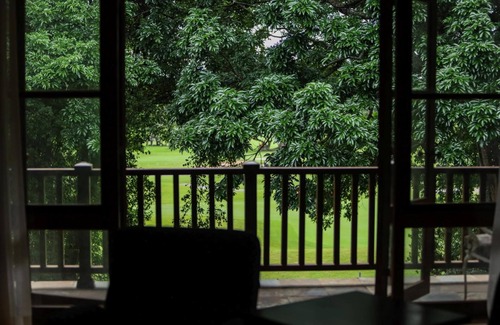 Pennington Villa | Exclusive Golf Estate Home | Pool | Balcony