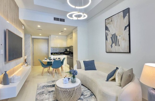 Sheikh Zayed Road Apartment | Exclusive High-Floor 2BR Aykon with Luxury & Views