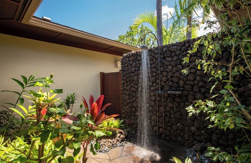 Kaupulehu House | Exclusive Home at Hualalai | Heated Pool | Hot Tub | Ocean Views | Cottage