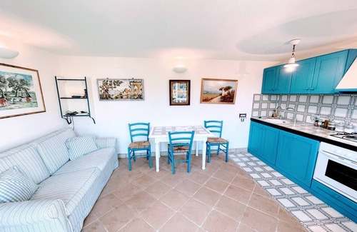 Spoleto Villa | Exclusive Spoleto Country Park Pool Park Activities Mountain View Sleeps 28