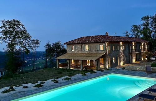 Santo Stefano Belbo Villa | Exclusive villa with Nordic interiors, cosy courtyard, gym and saltwater pool