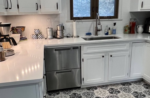 Sheldrake House | Exclusive Lakefront Home Retreat w/Baby Grand Piano for Family FLX Fun & Friends