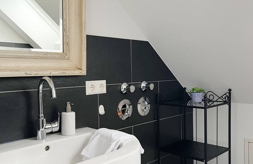 Rangsdorf Apartment | Exclusive maisonette apartment just 5 minutes from the lake - Landhaus Kaiser
