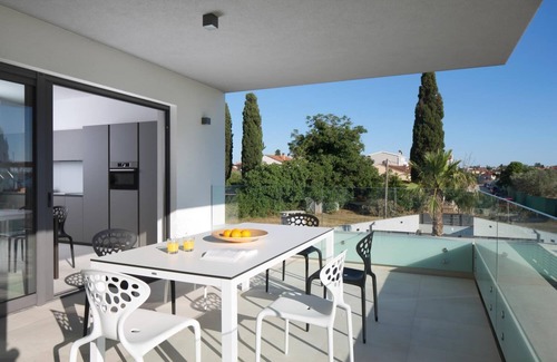Fazana Apartment | Exclusive penthouse with jacuzzi, sea view