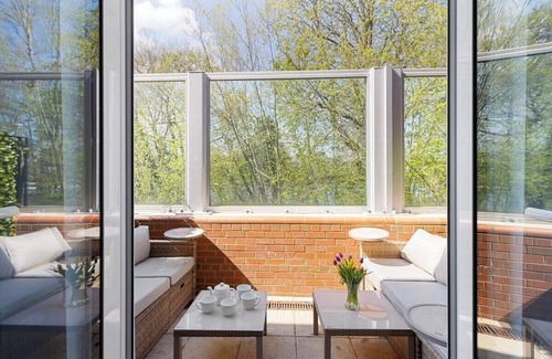Exeter House | Exe Riverside Retreat - Short Stays UK Ltd