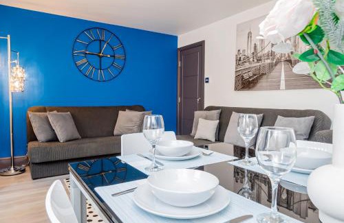 Southampton House | Executive 8beds 3bath Contractorswelcome Parking